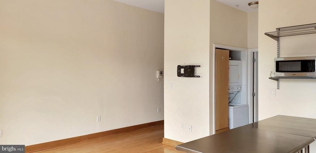 326 8th Street Ne - Photo 8