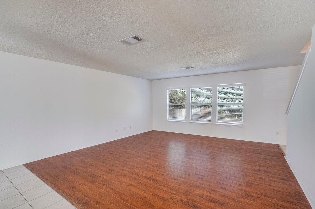 2602 Stapleford Dr - Photo 6