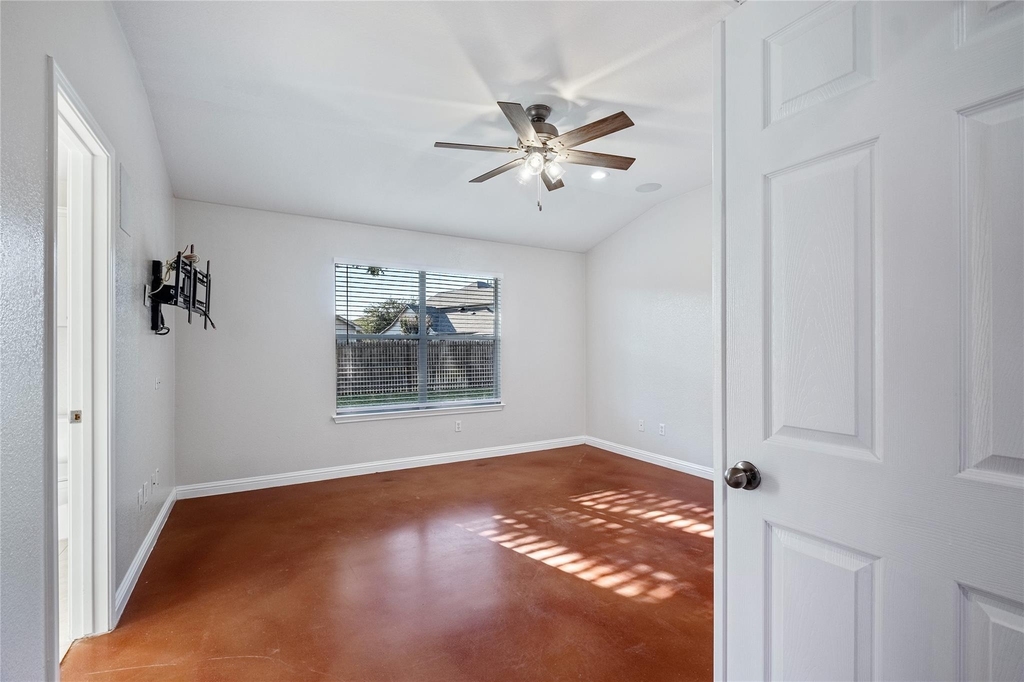 2328 Pearson Way - Photo 19