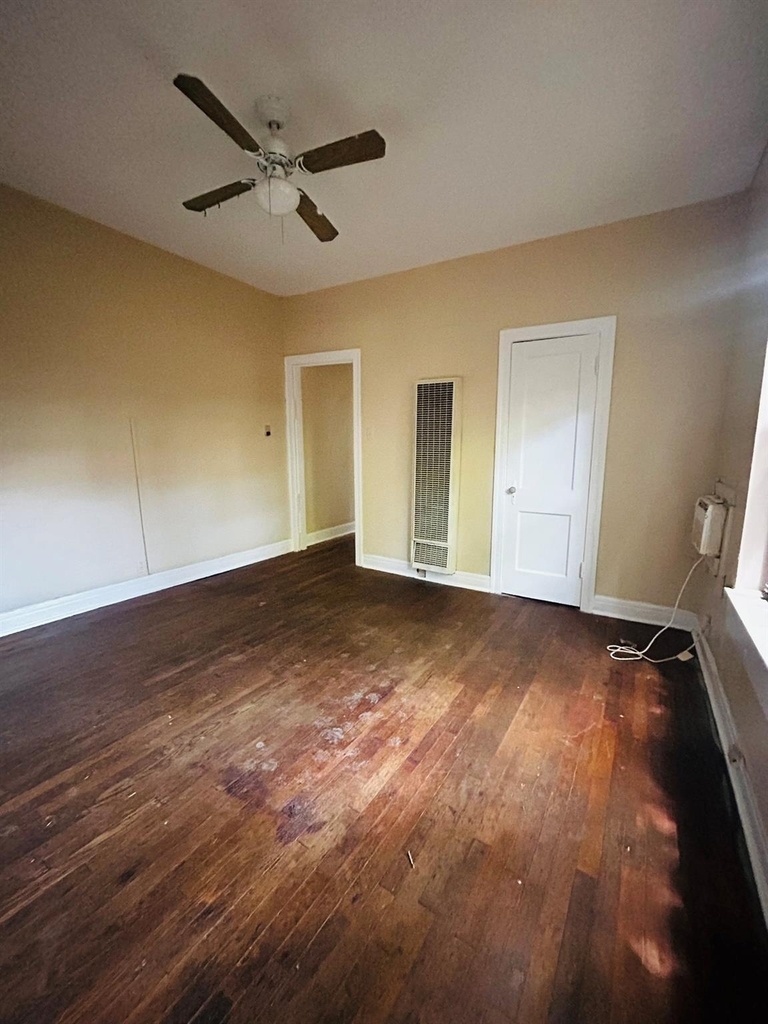 615 W 31st St - Photo 8