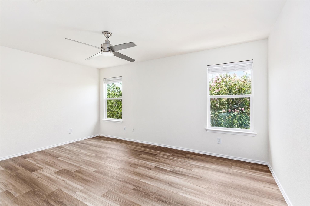 14416 Lewis Carroll Ln - Photo 18