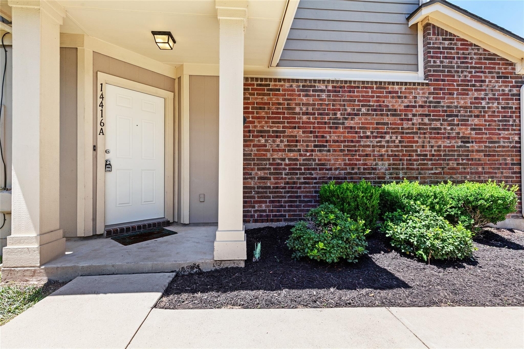 14416 Lewis Carroll Ln - Photo 38