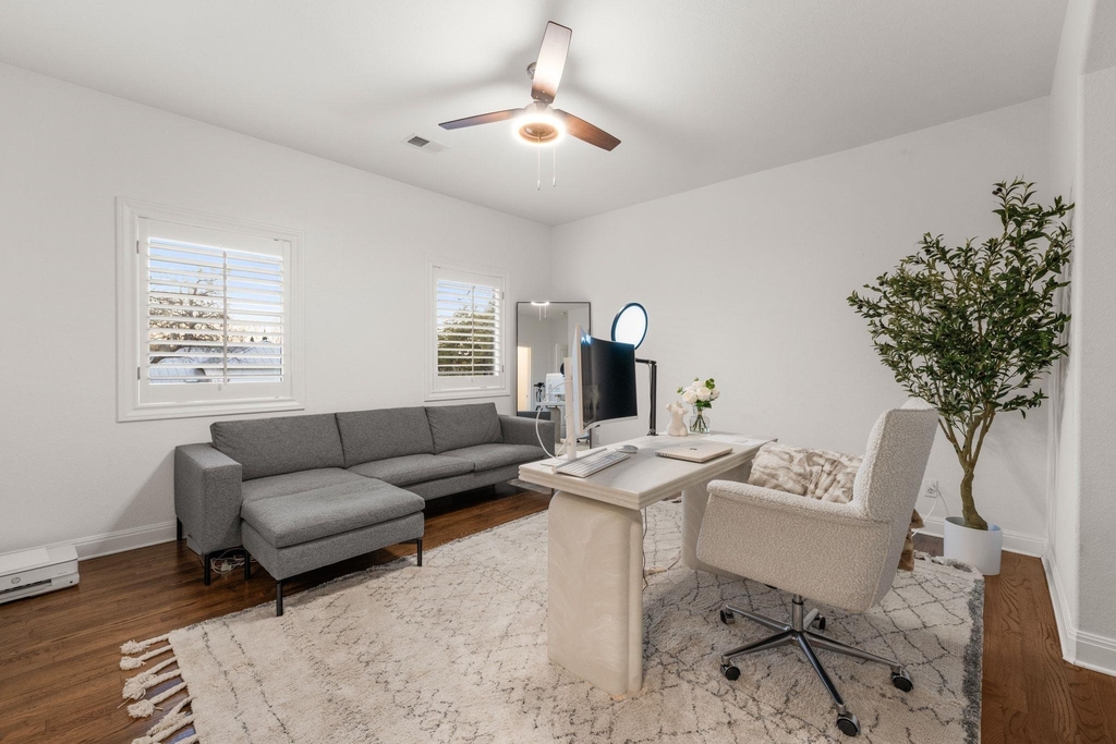 2703 Mccullough St - Photo 28