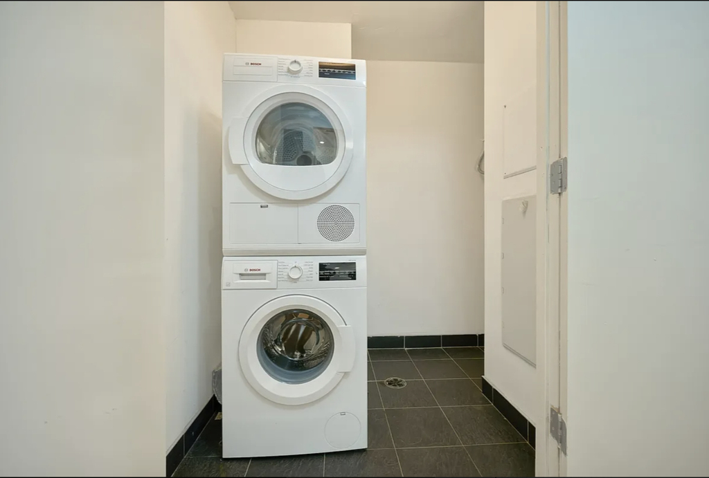 222 East 111th Street - Photo 9