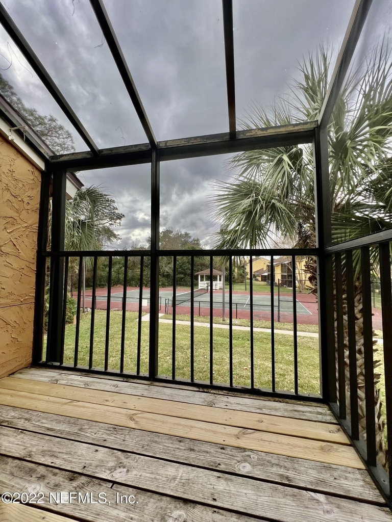 887 Coral Reef Way - Photo 26