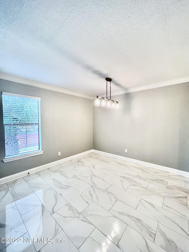 887 Coral Reef Way - Photo 5