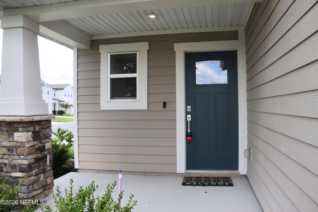 13184 Holsinger Boulevard - Photo 4
