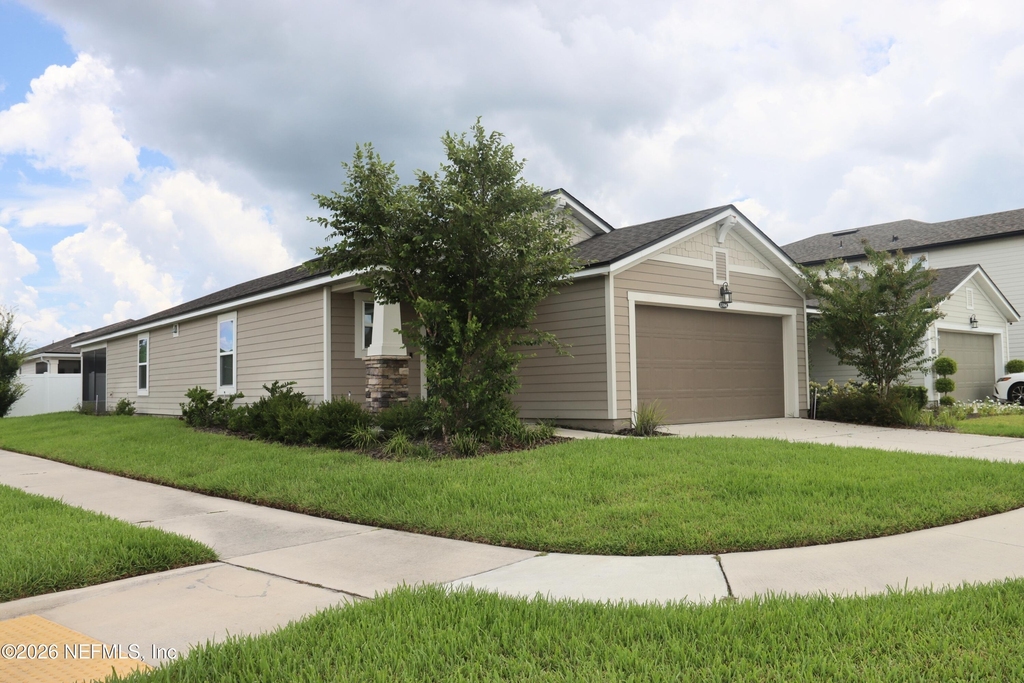 13184 Holsinger Boulevard - Photo 2