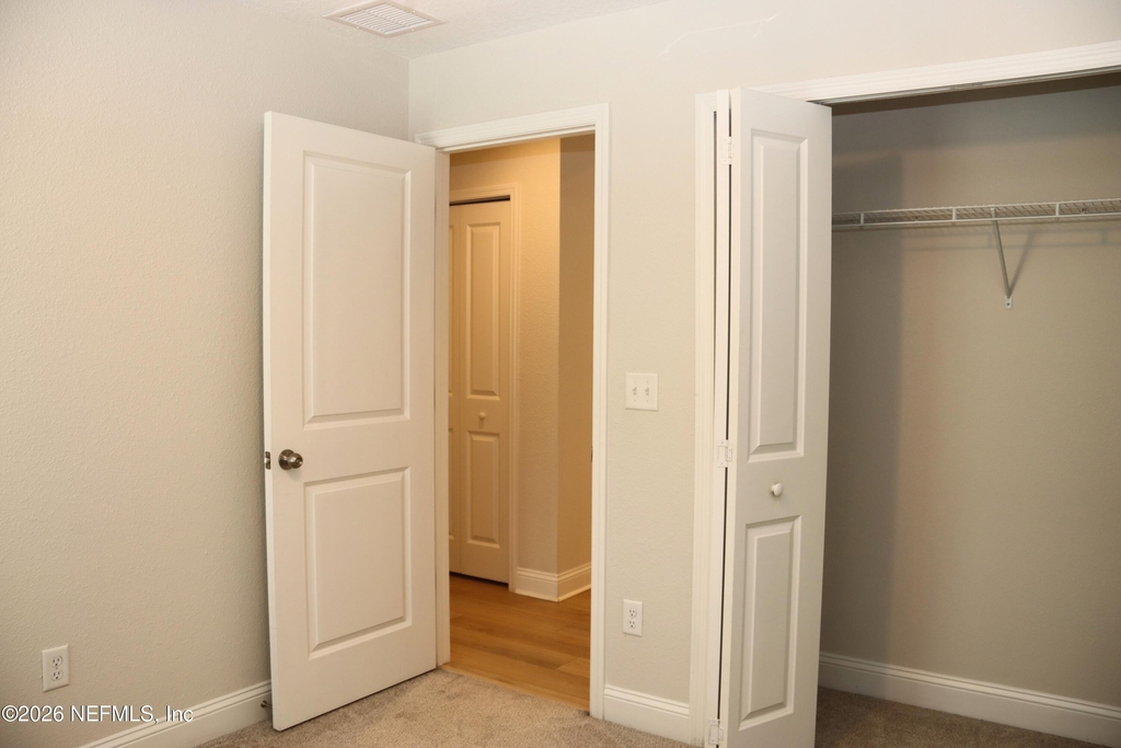 13184 Holsinger Boulevard - Photo 26