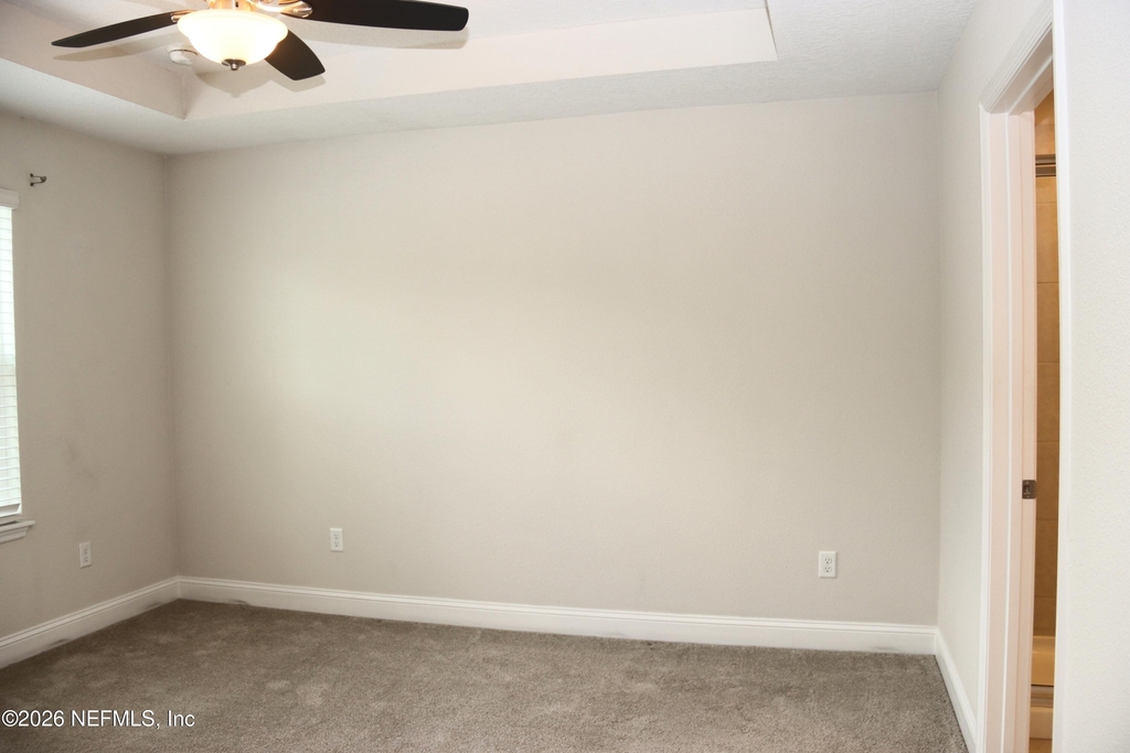 13184 Holsinger Boulevard - Photo 30