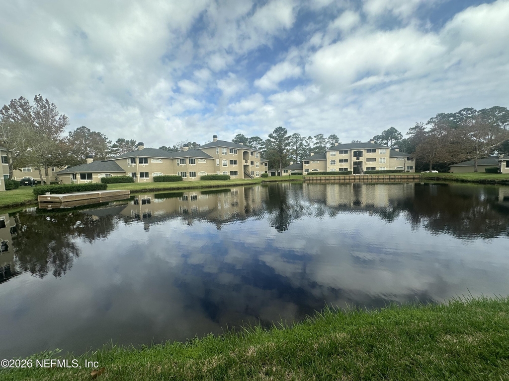 1701 The Greens Way - Photo 16