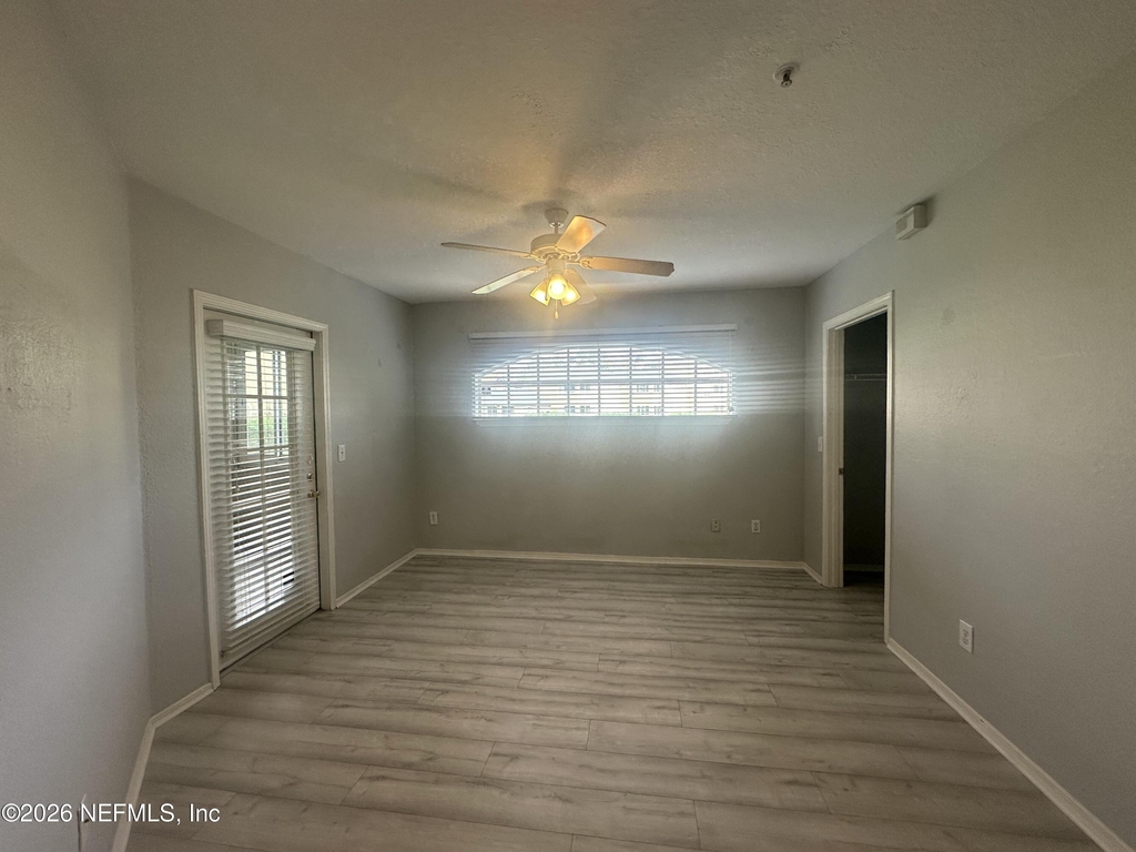1701 The Greens Way - Photo 6