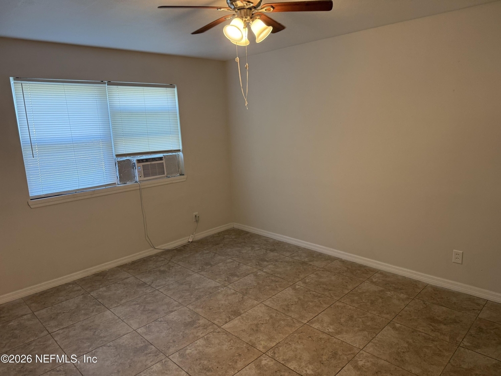 1205 Lasalle Street - Photo 5