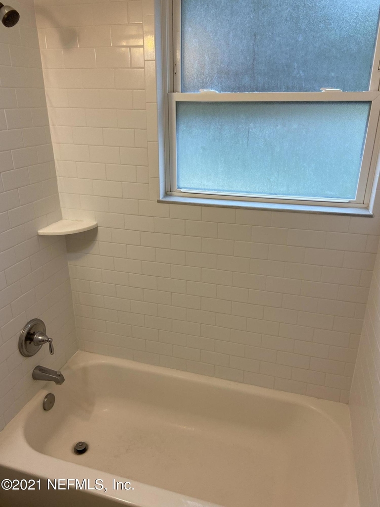 1205 Lasalle Street - Photo 8