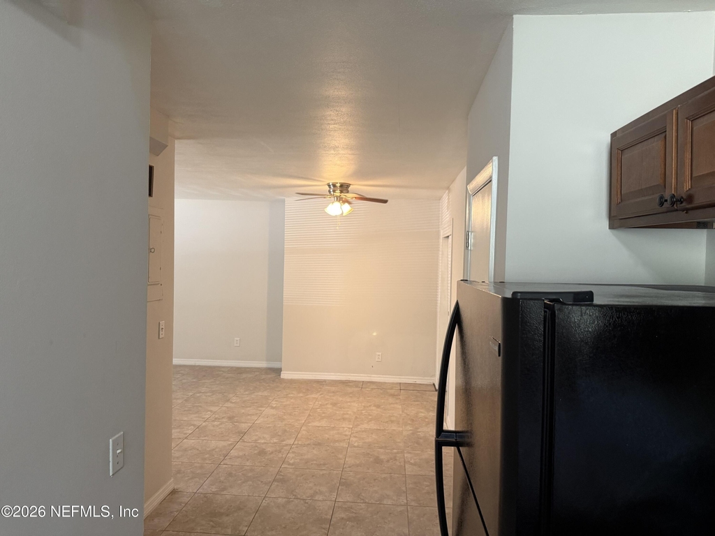 1205 Lasalle Street - Photo 4