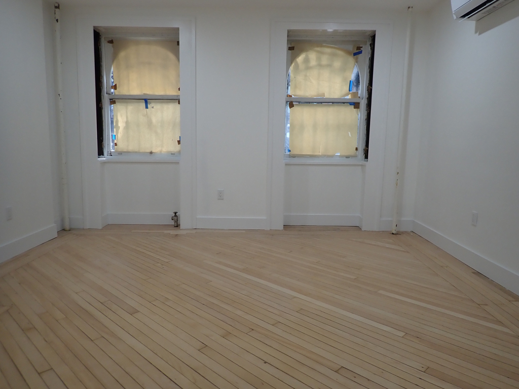 250 Carlton Avenue - Photo 5