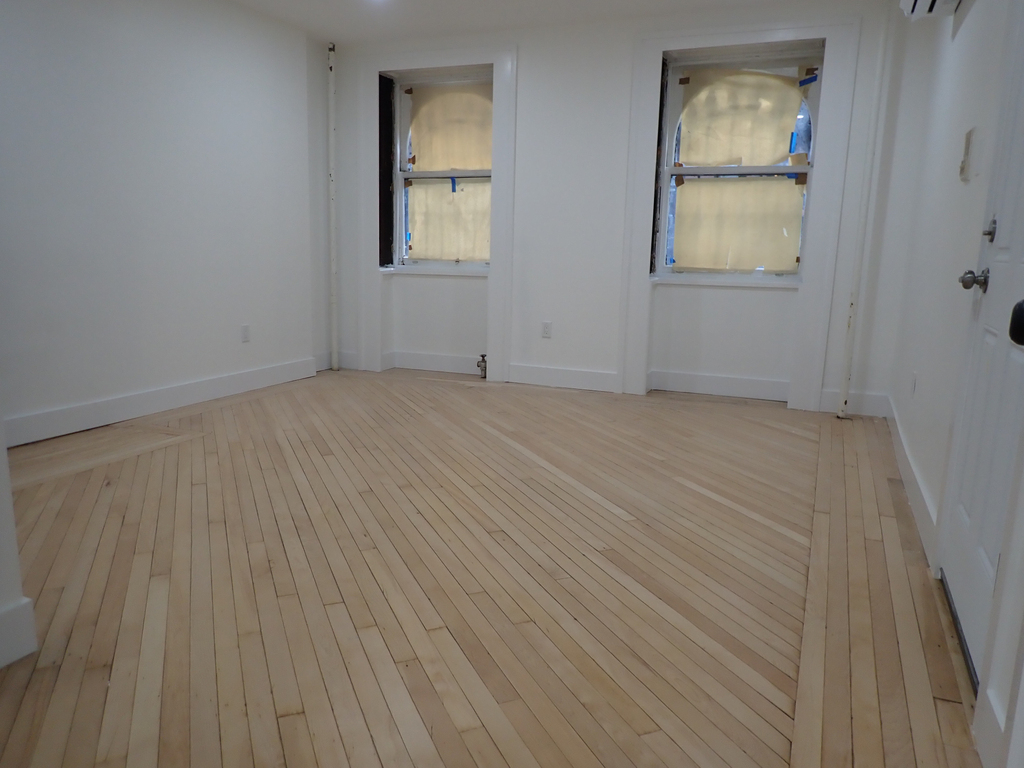 250 Carlton Avenue - Photo 6