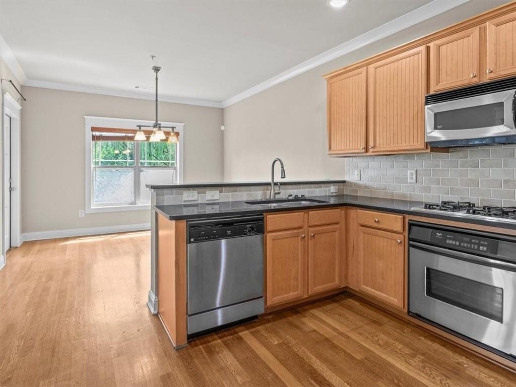 655 Mead Street Se - Photo 7