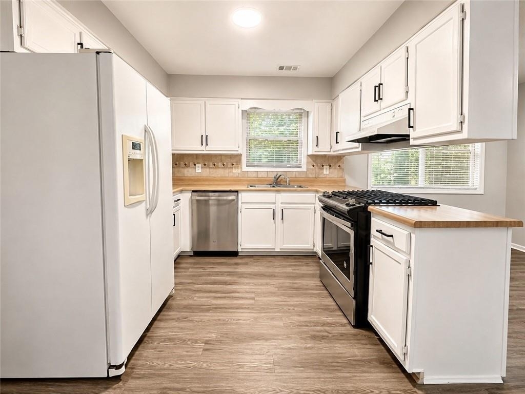 4798 Kings Crossing Drive Ne - Photo 4