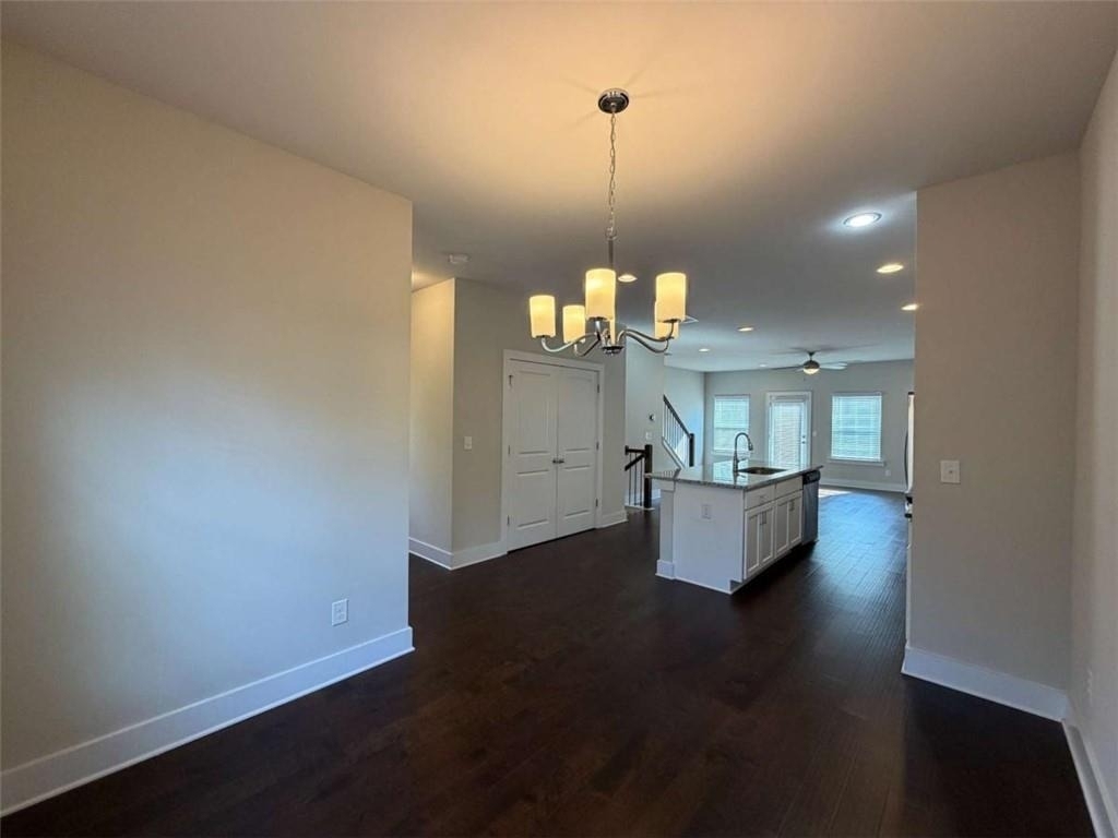 3782 Oxford Circle - Photo 3