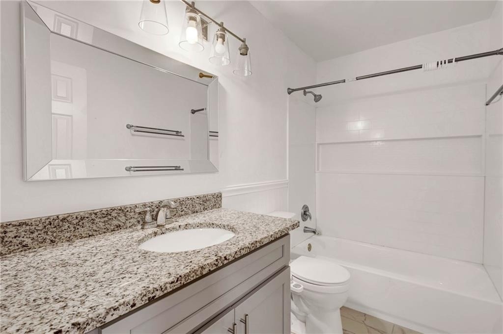1004 Sandy Lane Drive - Photo 17