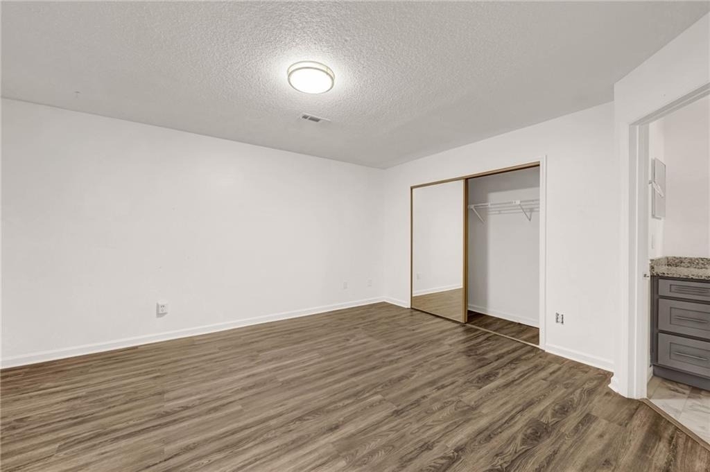 1004 Sandy Lane Drive - Photo 15