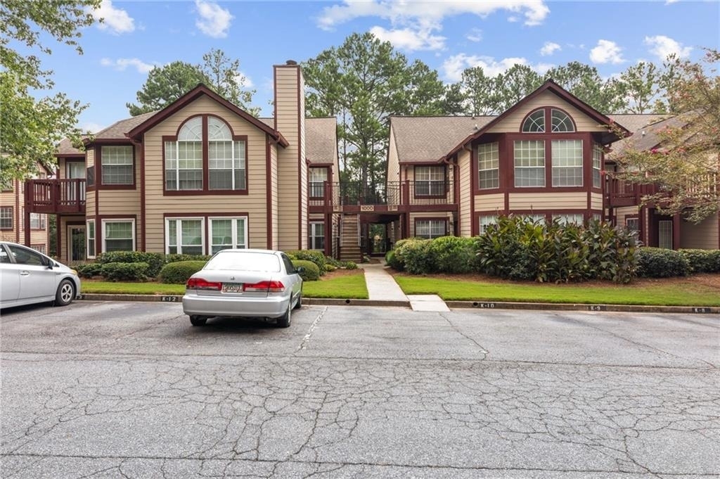 1004 Sandy Lane Drive - Photo 1