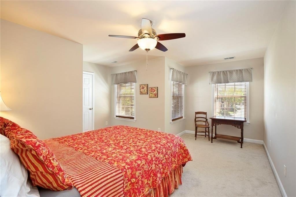 1404 Lexington Dr - Photo 18