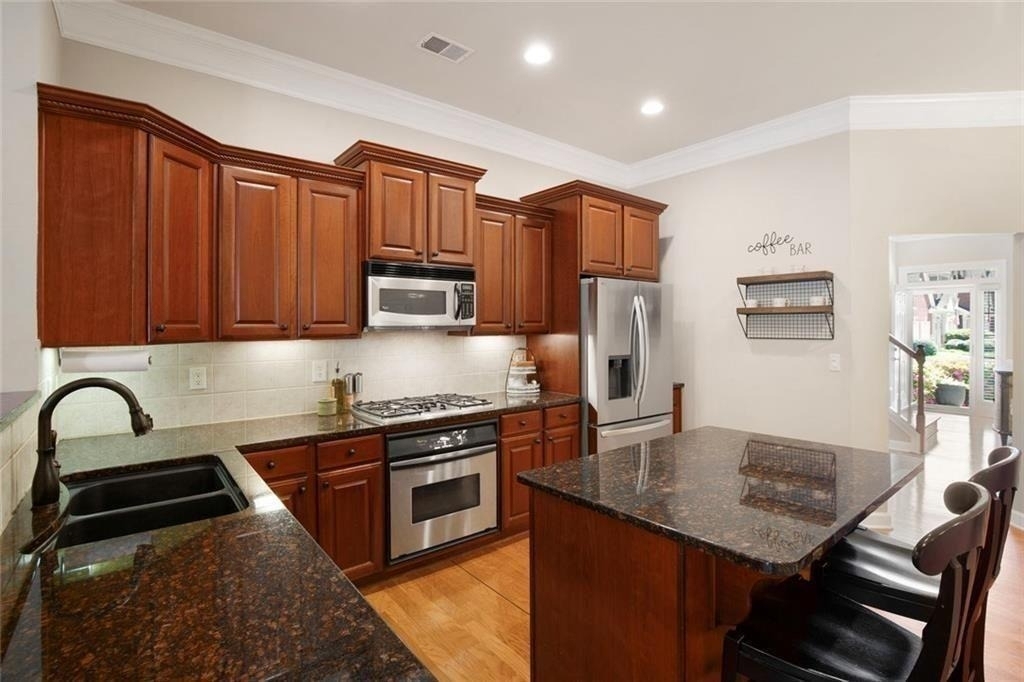 1404 Lexington Dr - Photo 12