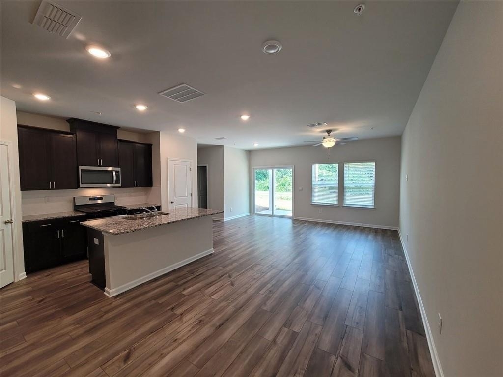 1504 Purple Coneflower Avenue Se - Photo 6