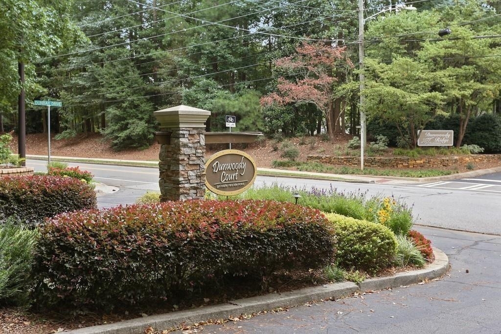 917 Dunbar Drive - Photo 0