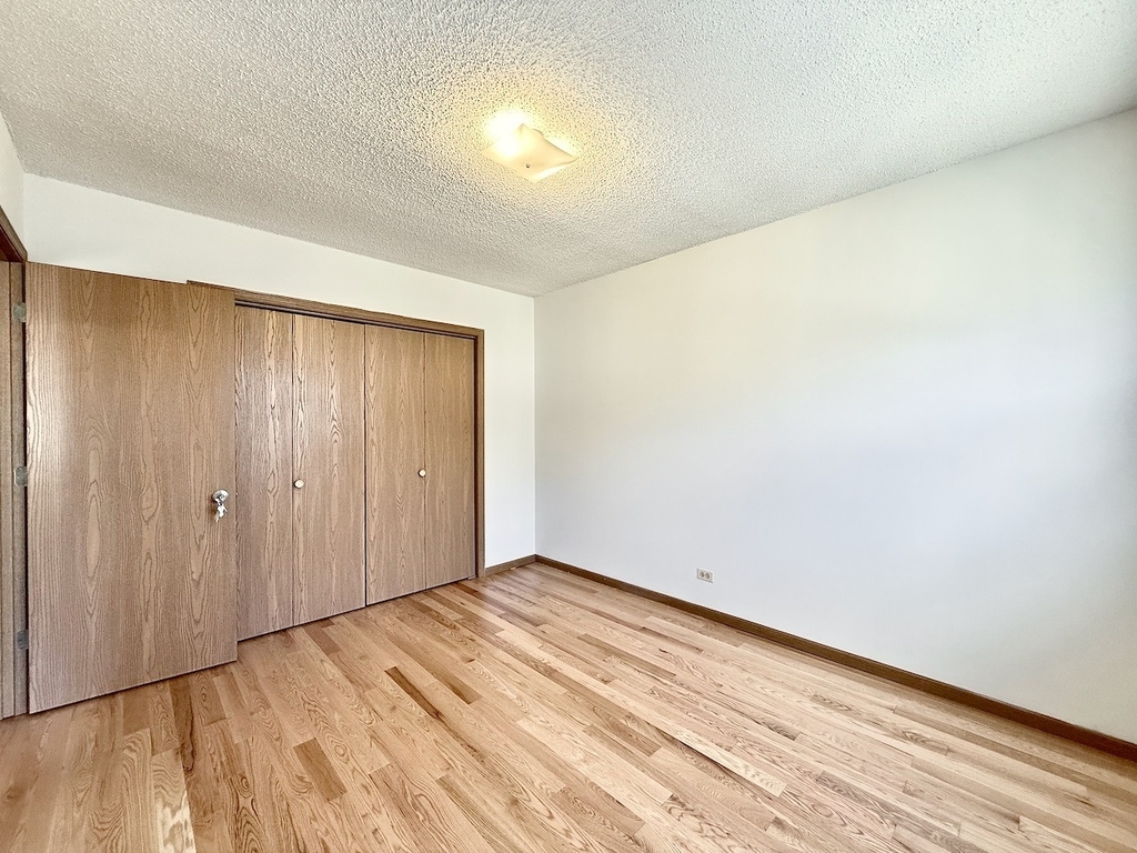 222 W 26th Street - Photo 13