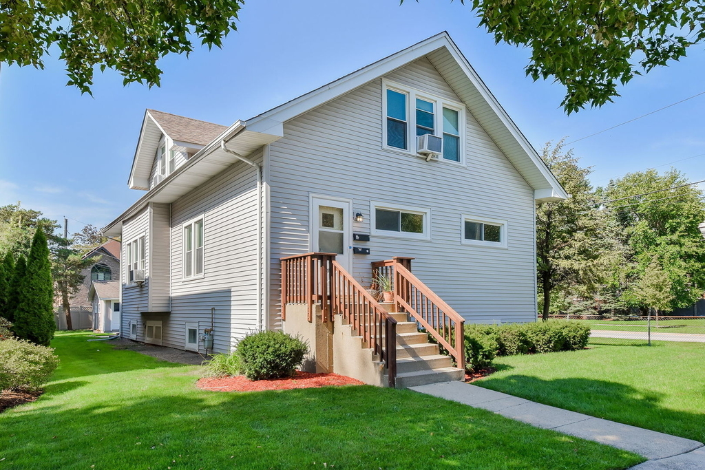 544 S Arlington Avenue - Photo 0