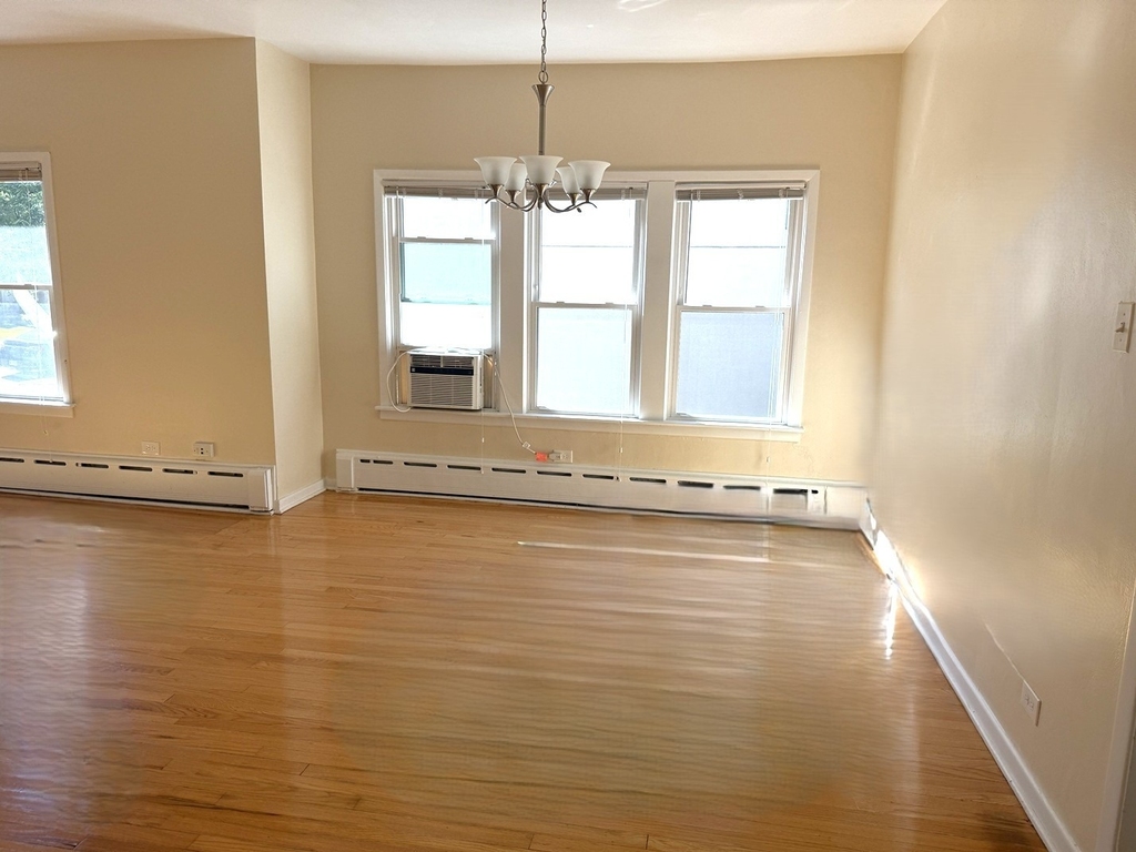 544 S Arlington Avenue - Photo 3