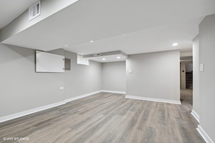 2490 Green Bay Road - Photo 11