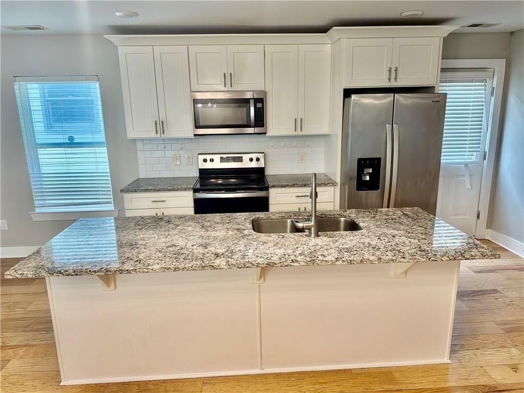 946 Hubbard Street Sw - Photo 3