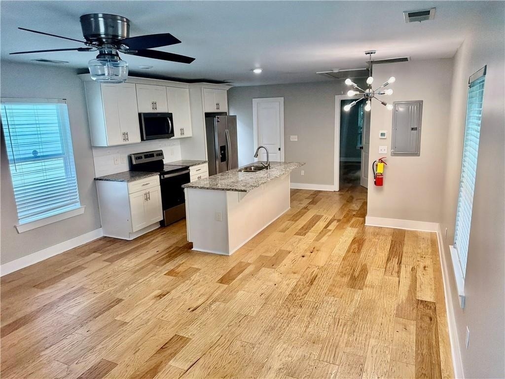946 Hubbard Street Sw - Photo 2