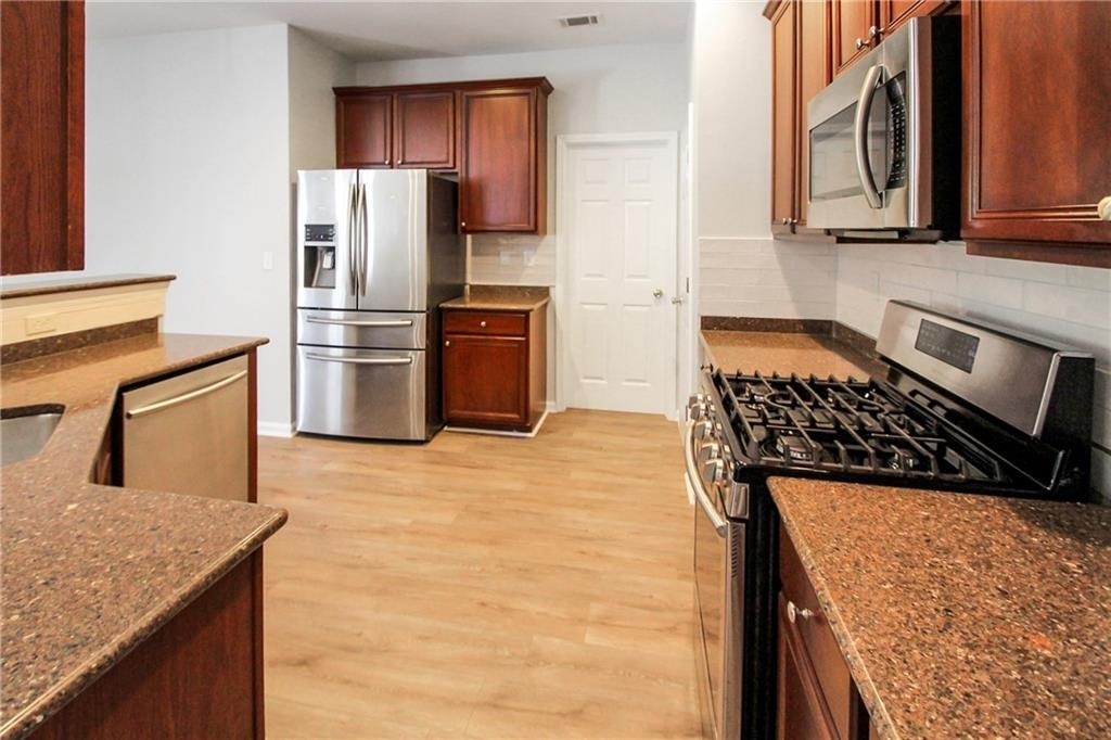258 Brookcliff Drive - Photo 5