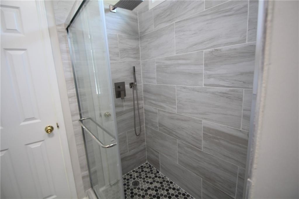 258 Brookcliff Drive - Photo 16