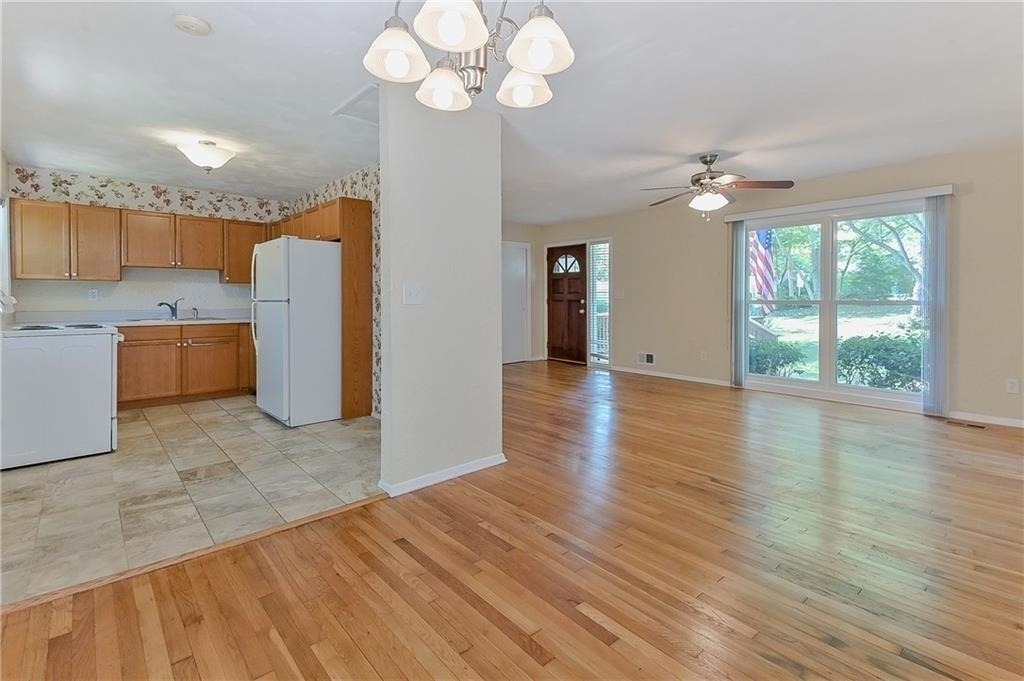 1935 Inverness Road Se - Photo 11