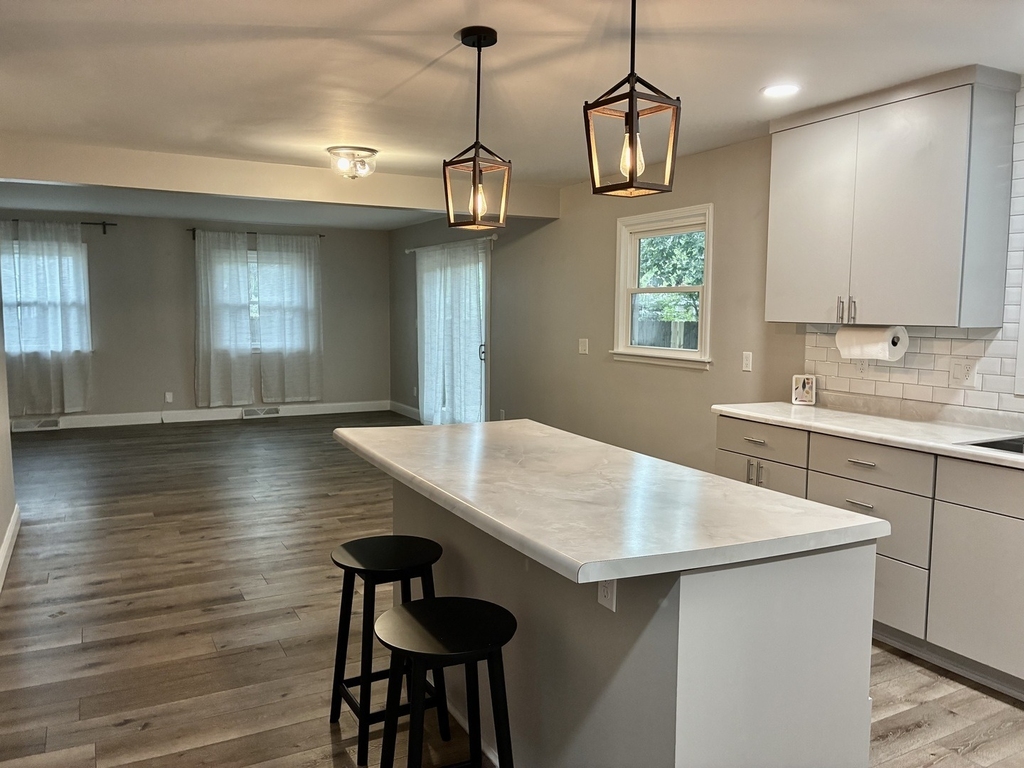 1810 Rebecca Drive - Photo 2