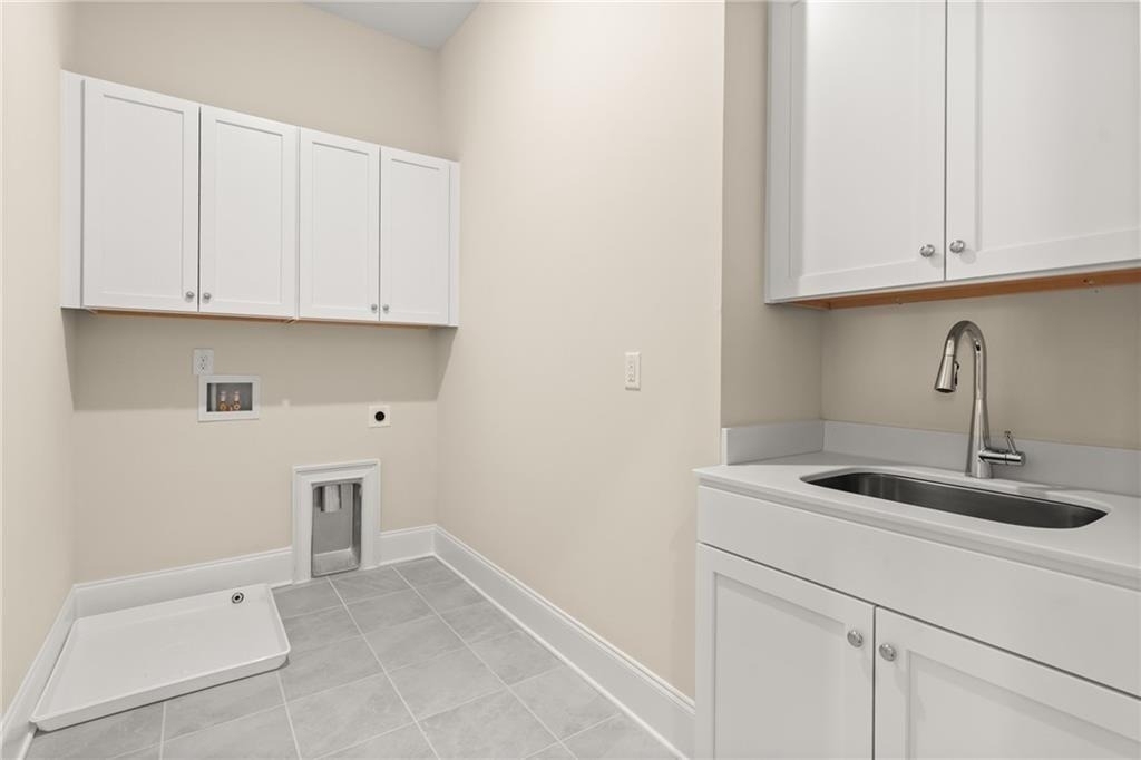 136 Village Green Avenue - Photo 22