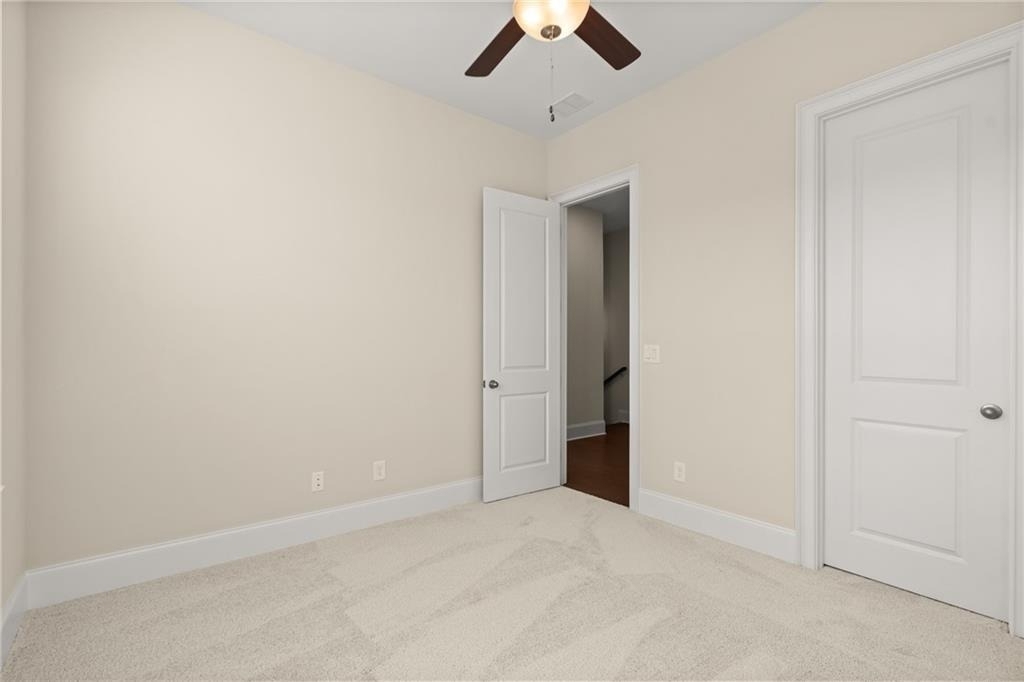 136 Village Green Avenue - Photo 17
