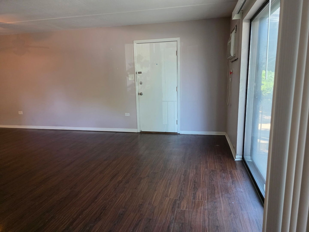 724 Warren Avenue - Photo 4