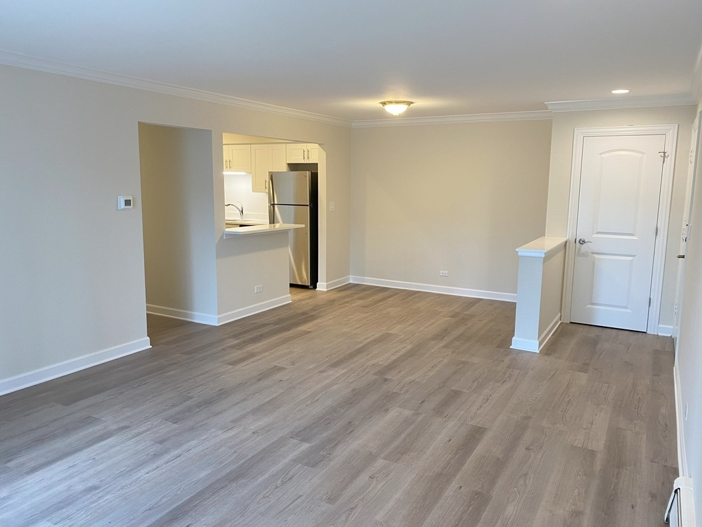 785 Pershing Avenue - Photo 2