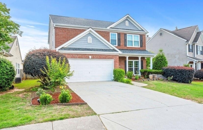 620 Clairidge Lane - Photo 0