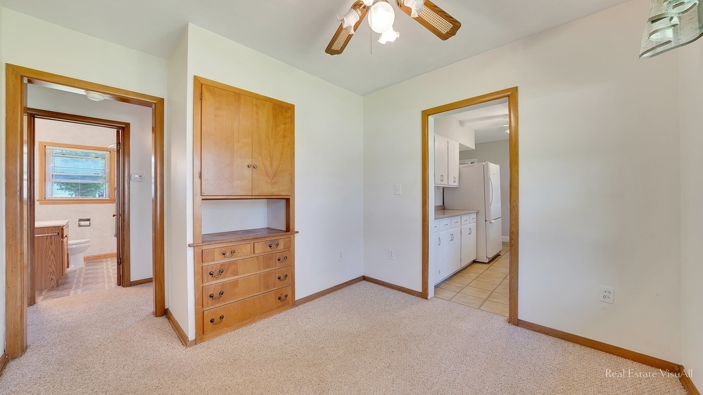 319 N Lord Avenue - Photo 12