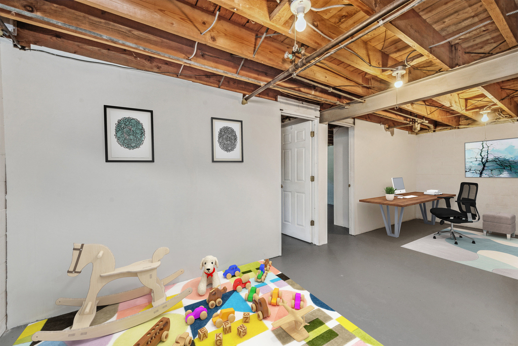 319 N Lord Avenue - Photo 17