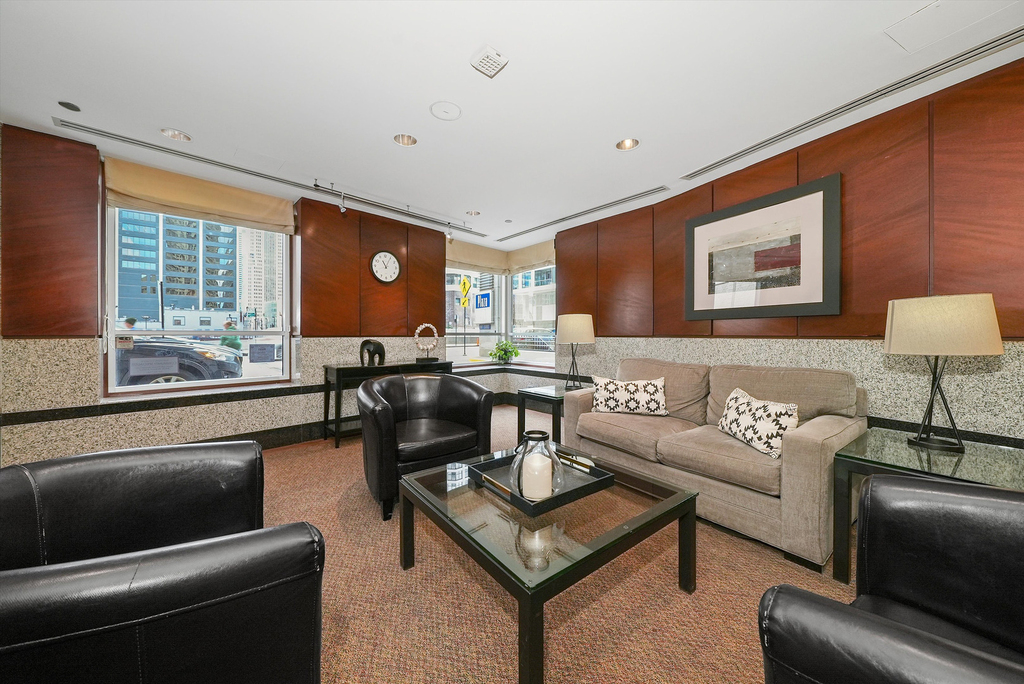 440 N Wabash Avenue - Photo 14