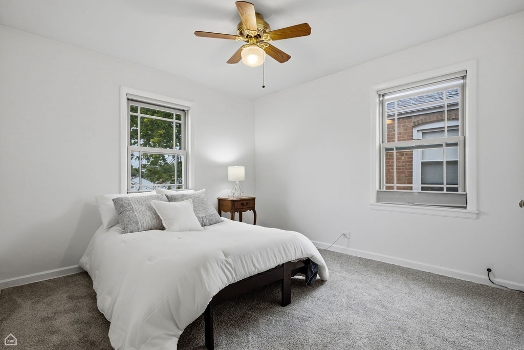 6558 N Troy Street - Photo 7